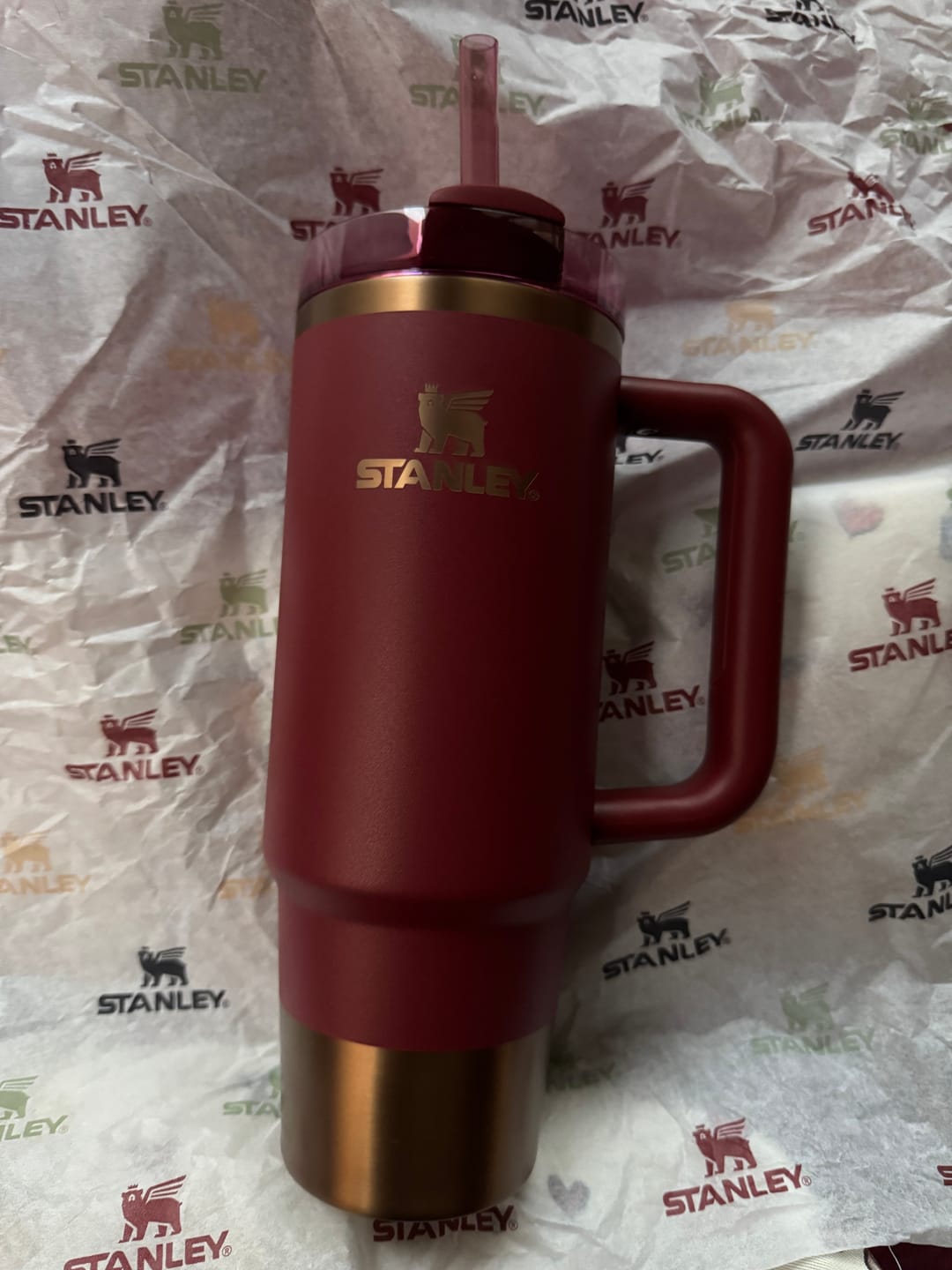 Customer photo review of The Quencher H2.0 Flowstate™ Tumbler Gilded | 887ML