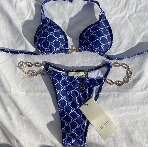 Customer photo review of ZOI | BIKINI SET(order 2 size up!)