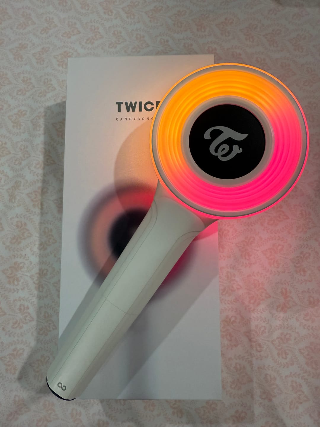 Customer photo review of TWICE - CANDYBONG ∞ OFFICIAL LIGHT STICK