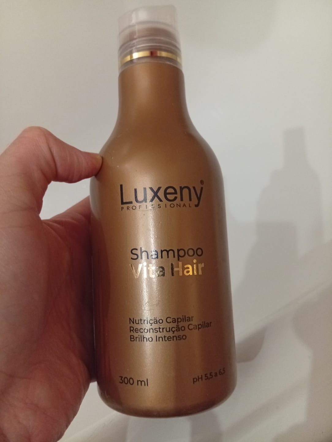 Customer photo review of Acondicionador Reconstrucción Vita Hair 300 ml