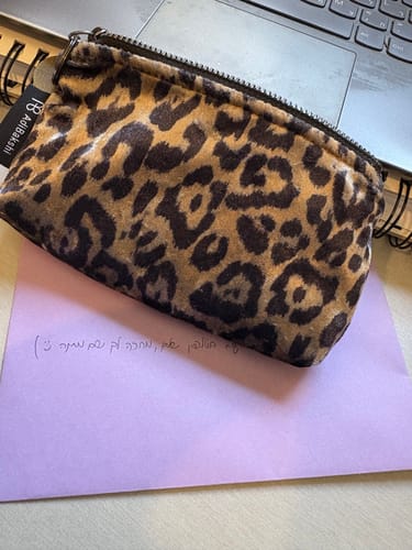 Customer photo review of ארנק טייגה (קטיפה)