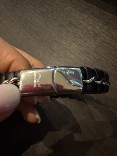 Customer photo review of Grabado Inicial/Numero  PRECIO POR LETRA