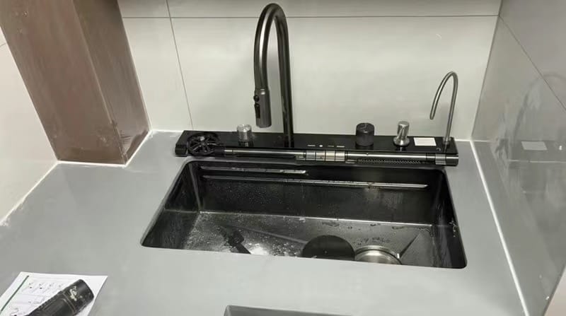 Customer photo review of Stainless steel waterfall kitchen sink, integrated faucet and multifunctional wash basin, factory high-end kitchen customization