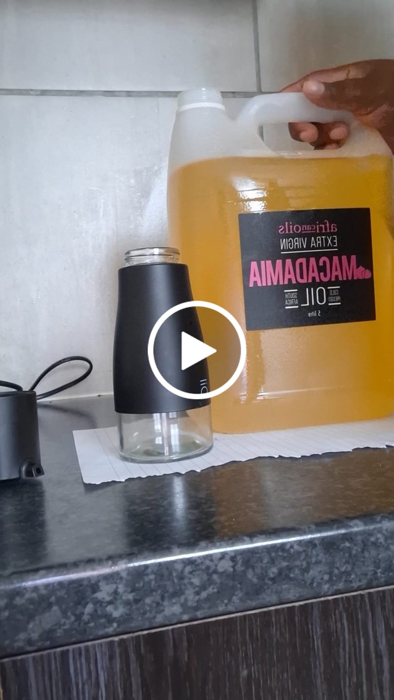 Customer video review of 5L Cold-Pressed Macadamia Oil - Mbombela