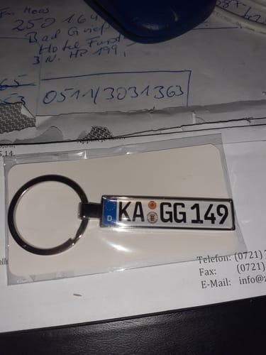 Customer photo review of Kennzeichen Schlüsselanhänger Mini Nummernschild Metall