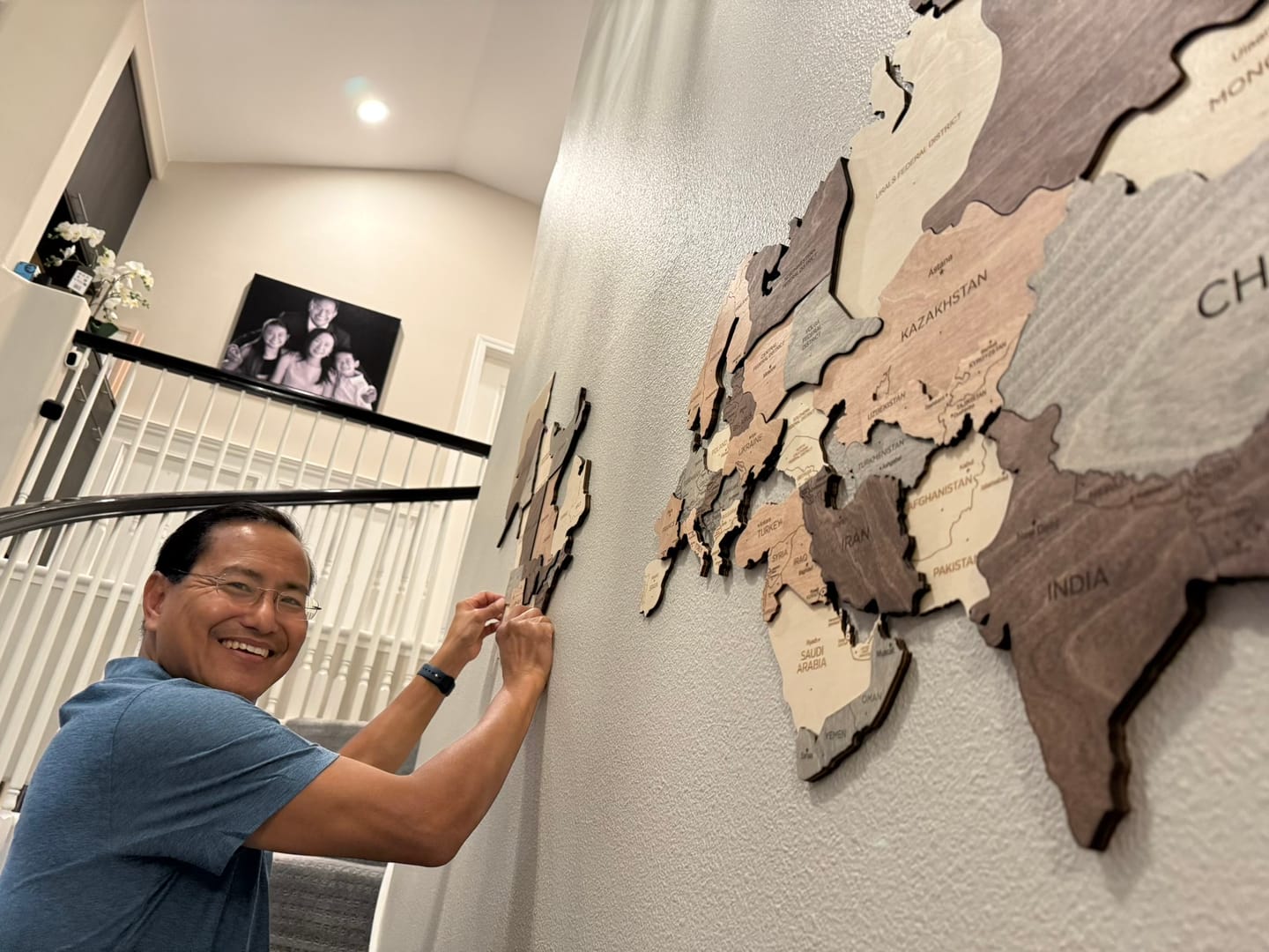Customer photo review of Travel Tracker 3D Wooden World Map