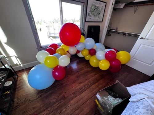 Customer photo review of Custom Balloon Garland Kit