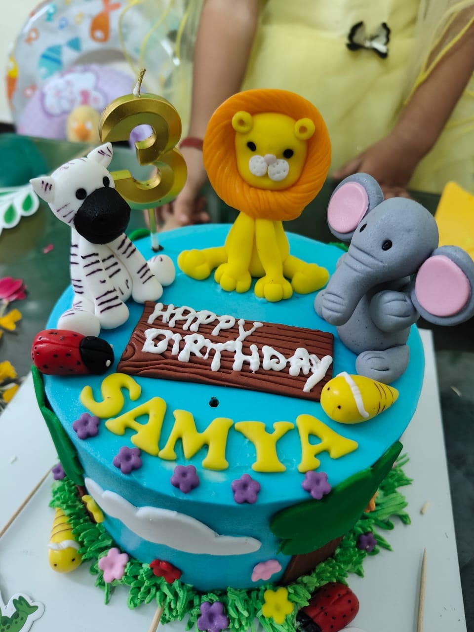 Customer photo review of Jungle Theme Cake for Kids