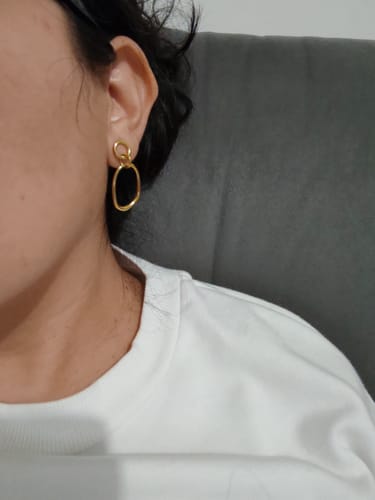 Customer photo review of Par Arete Con Dije Irregular