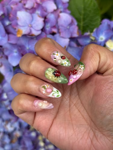 Customer photo review of Meadowly