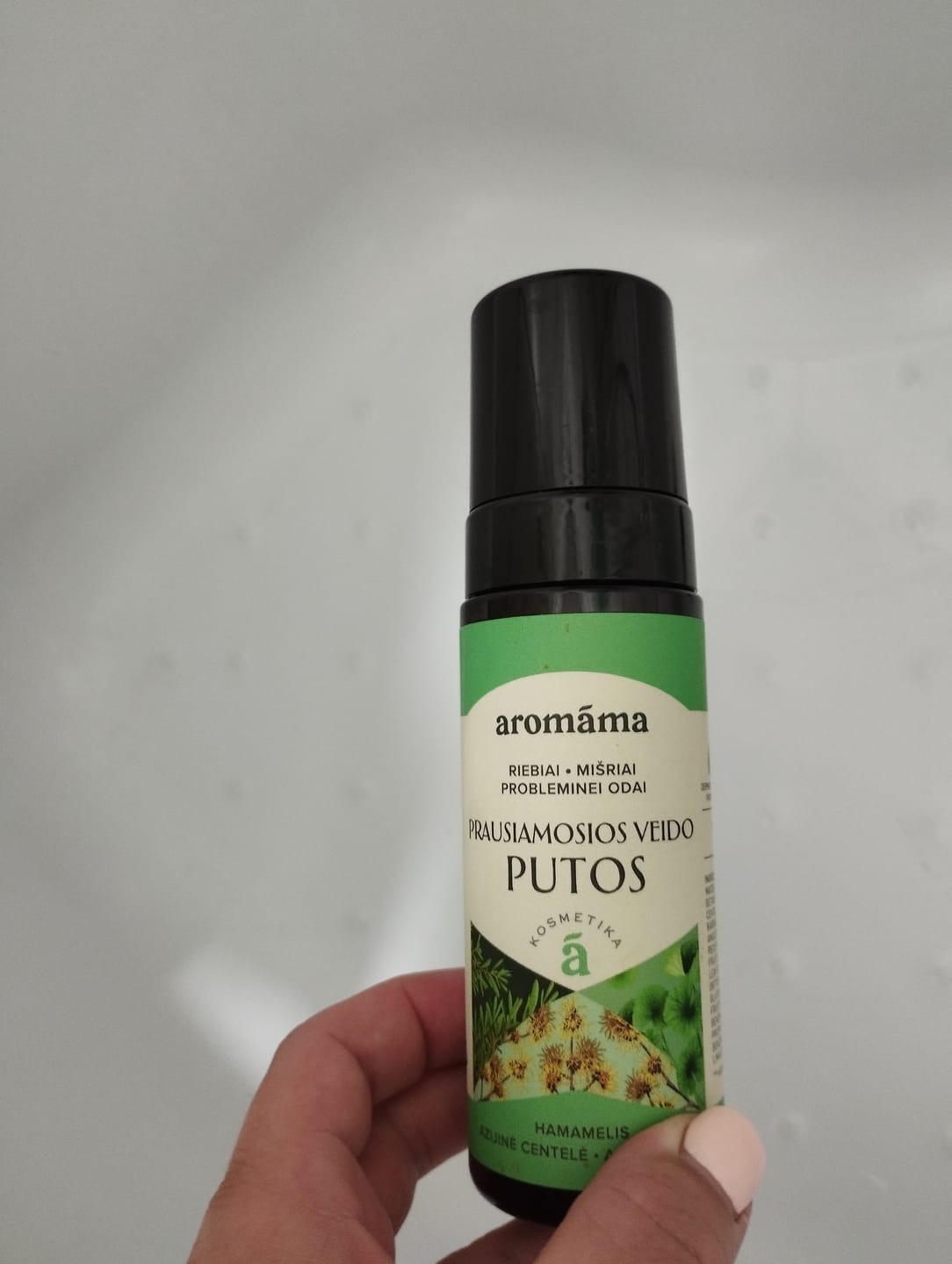 Customer photo review of Prausiamosios veido putos mišriai, riebiai ir probleminei odai