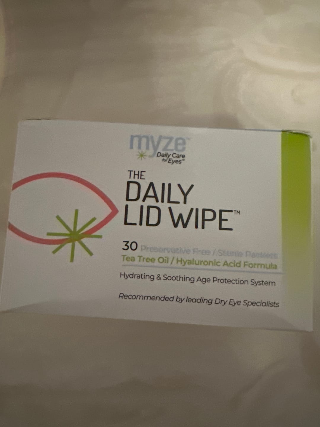 Customer photo review of The Daily Lid Wipe™ - 30count