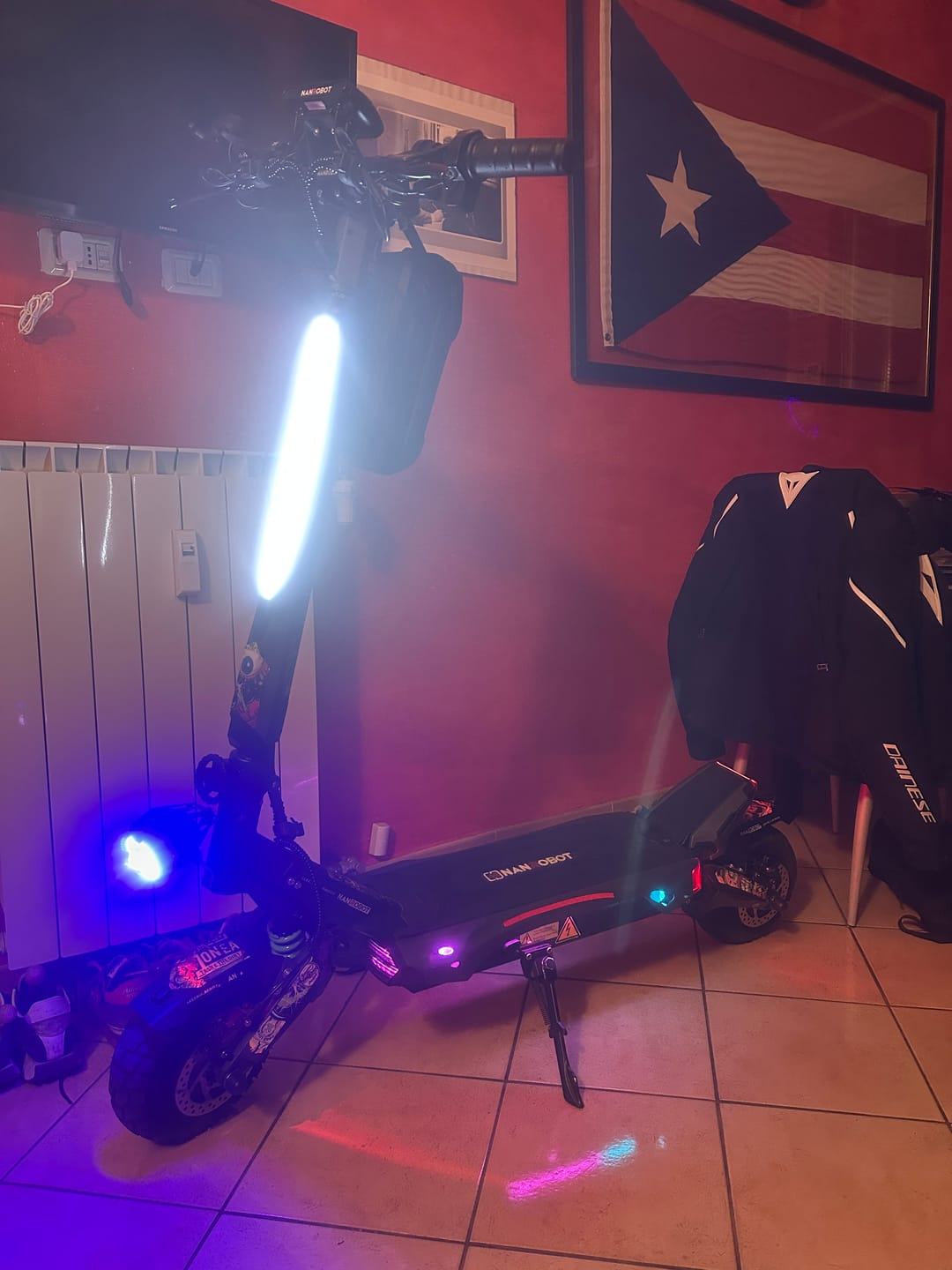 Customer photo review of Nanrobot  Electric Scooter Charger