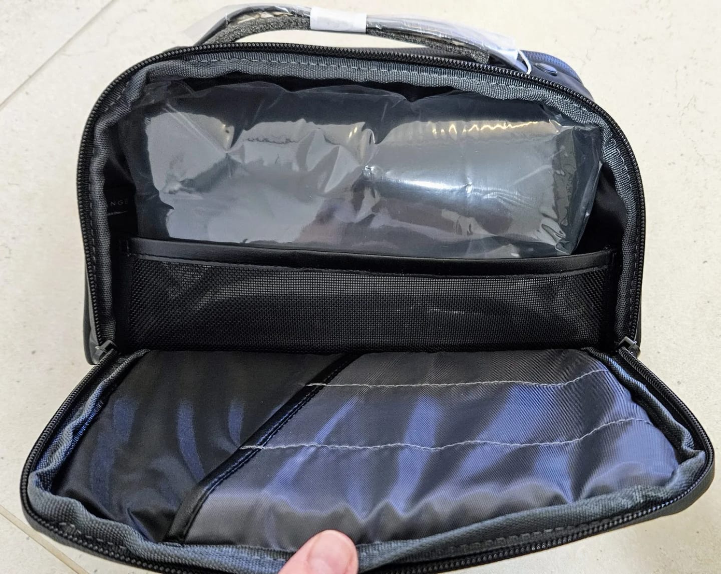 Customer photo review of Trousse de Voyage Homme <br>Avion Luxe