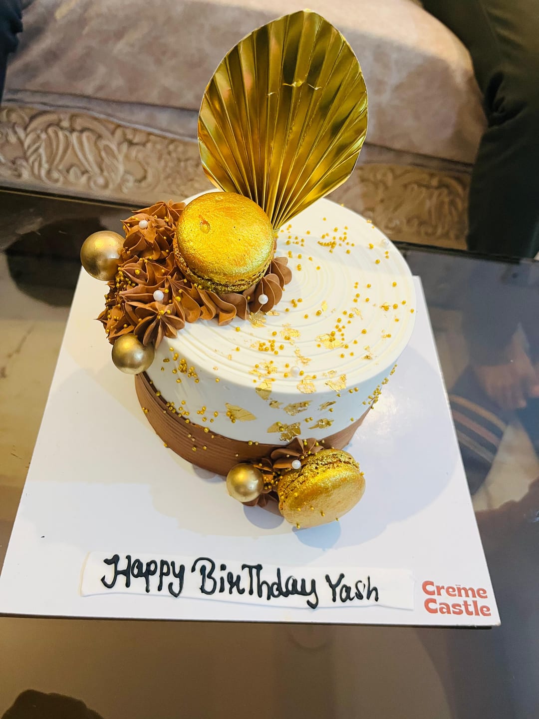 Customer photo review of Golden cake for boyfriend birthday