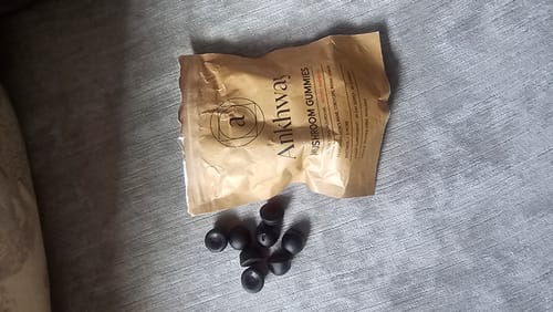 Customer photo review of Mushroom Gummies