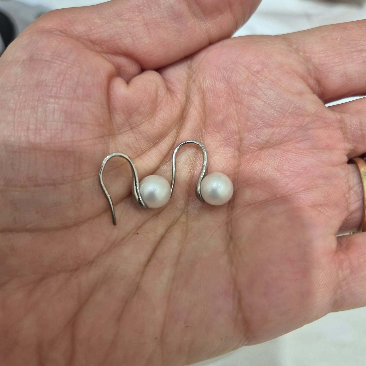 Customer photo review of Par Arete Colgante Con Perla 8 mm