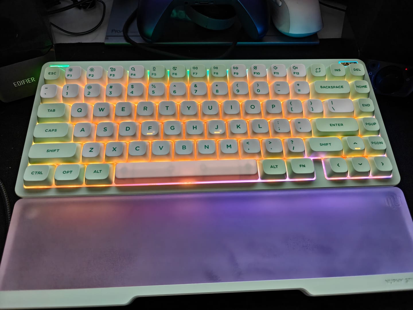 Customer photo review of Nuphy Halo系列 雙色手托