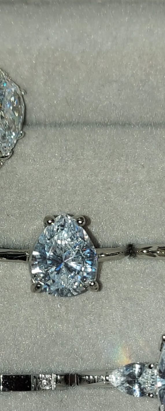 Customer photo review of Arabella Ring | 18K vergoldet