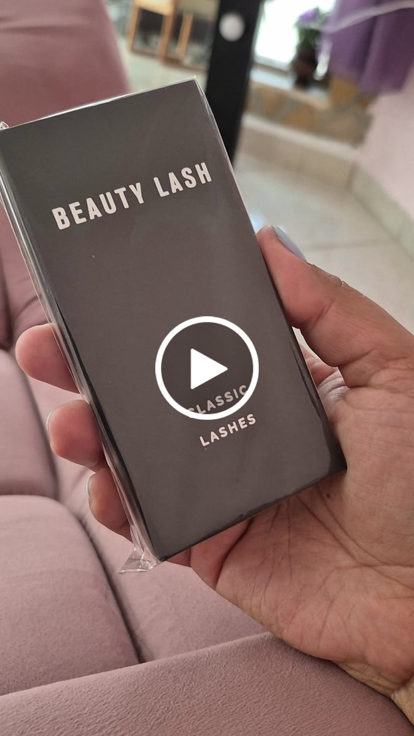 Customer video review of Mixed Classic Lashes