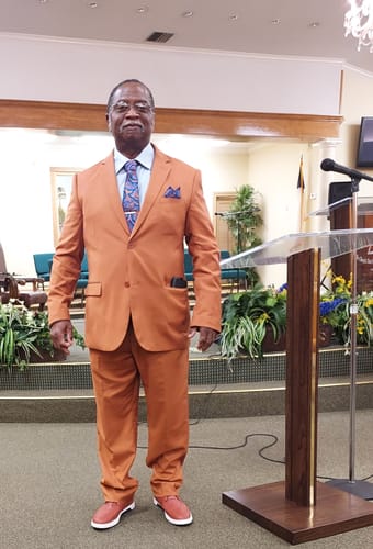Customer photo review of Blue Orange Paisley Necktie Pocket Square Cufflinks Set