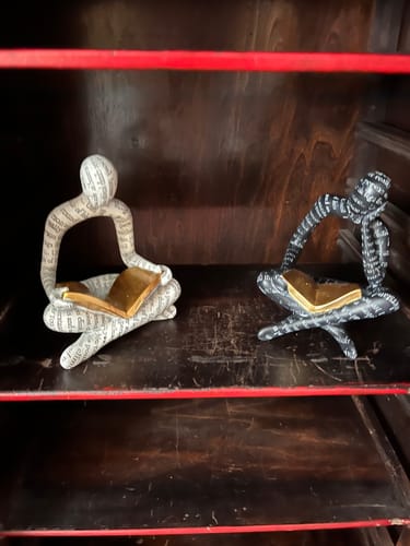 Customer photo review of Reader Expression Sculpture