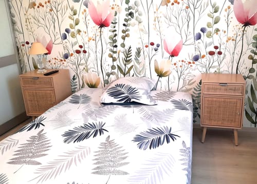 Customer photo review of NARA - Table de chevet 1 porte et 1 tiroir en rotin naturel