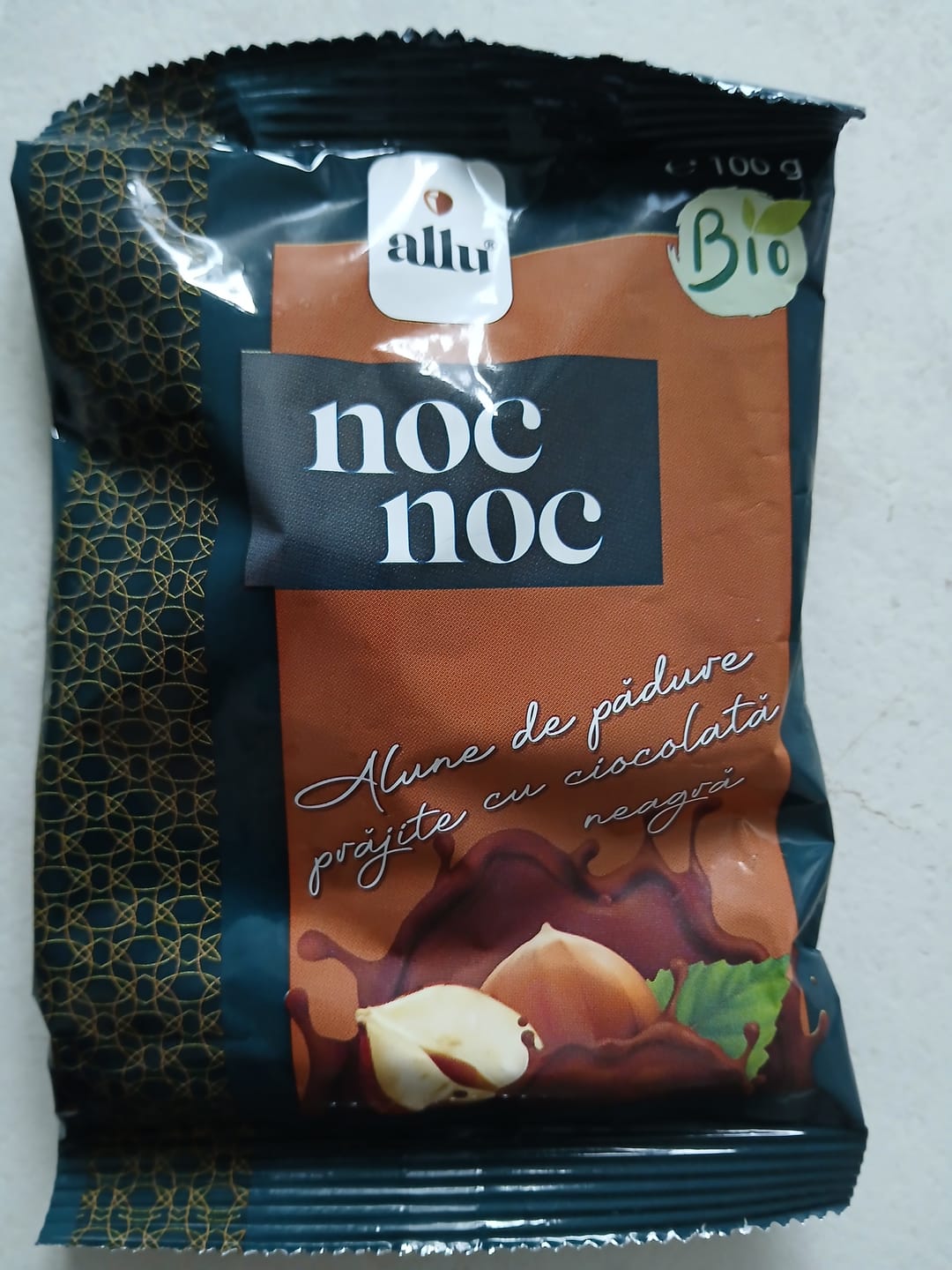 Customer photo review of Noc Noc - Alune de pădure prăjite cu ciocolată neagră, 100g, ecologic