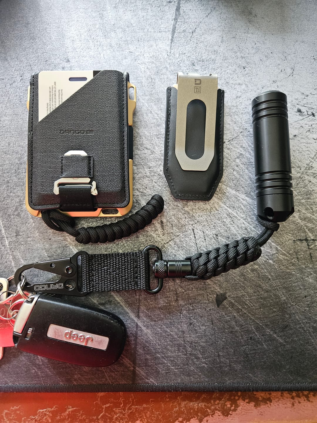 Customer photo review of DANGO QUICK RELEASE TETHER