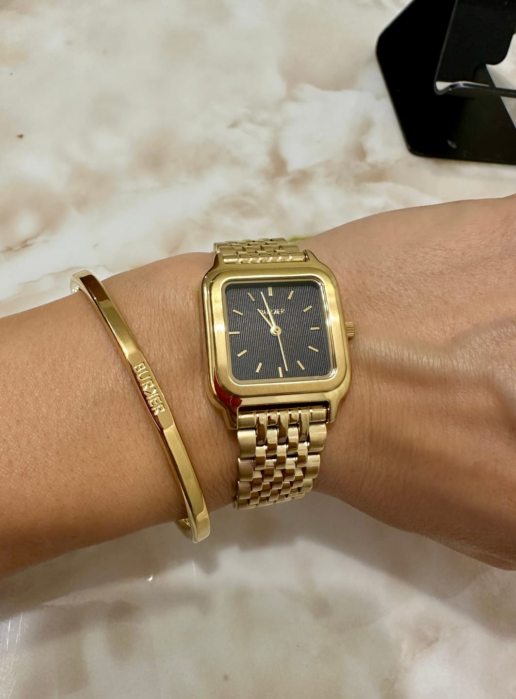 Customer photo review of Macy Gold Black