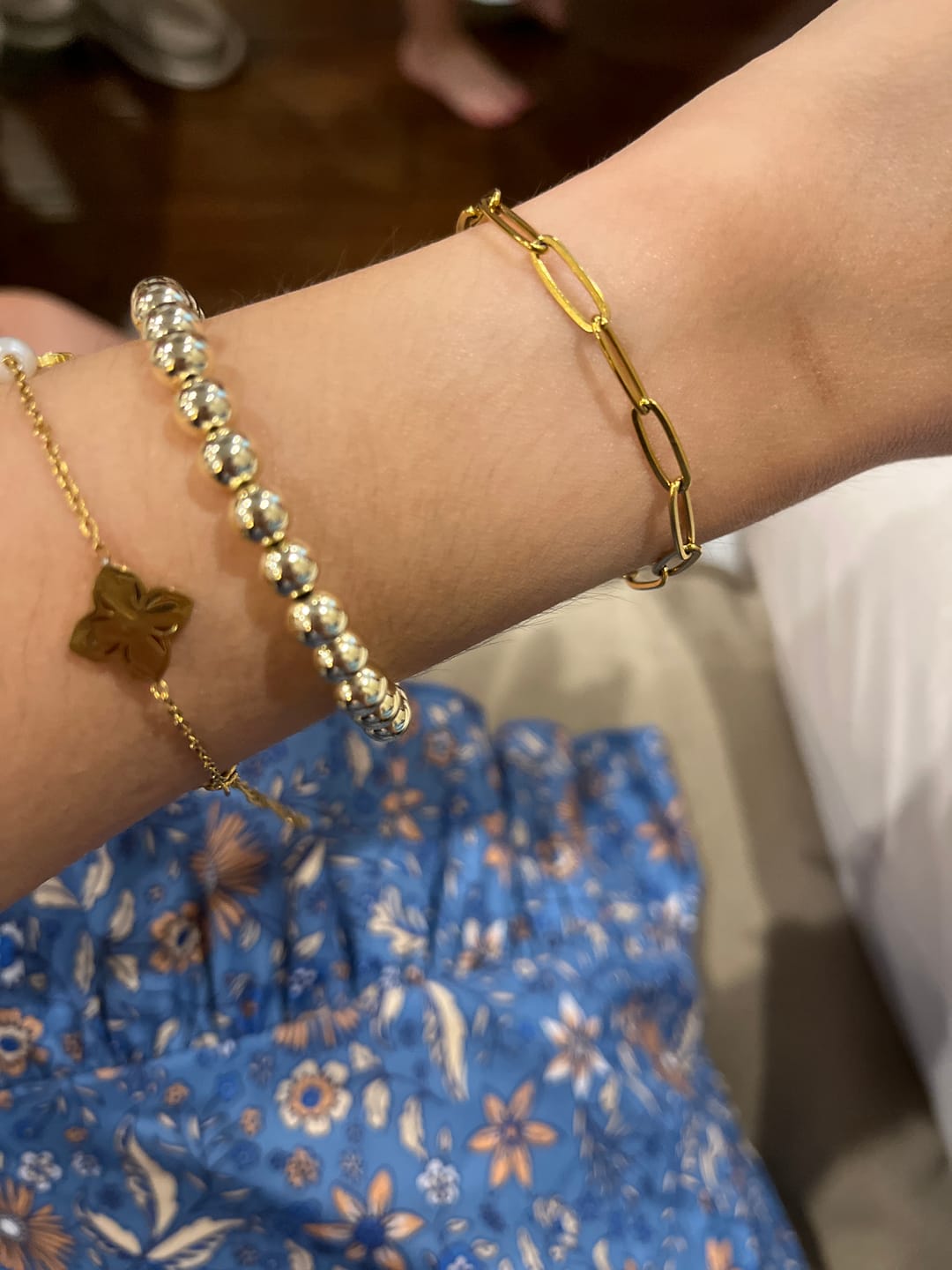 Customer photo review of Paperclip Gold Bracelet
