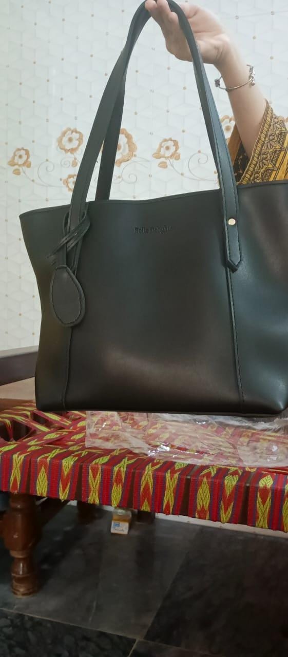 Customer photo review of Black Belle The Tote Bag