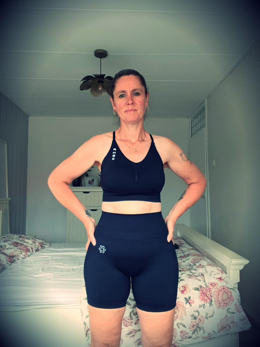 Customer photo review of SHORT ZWART