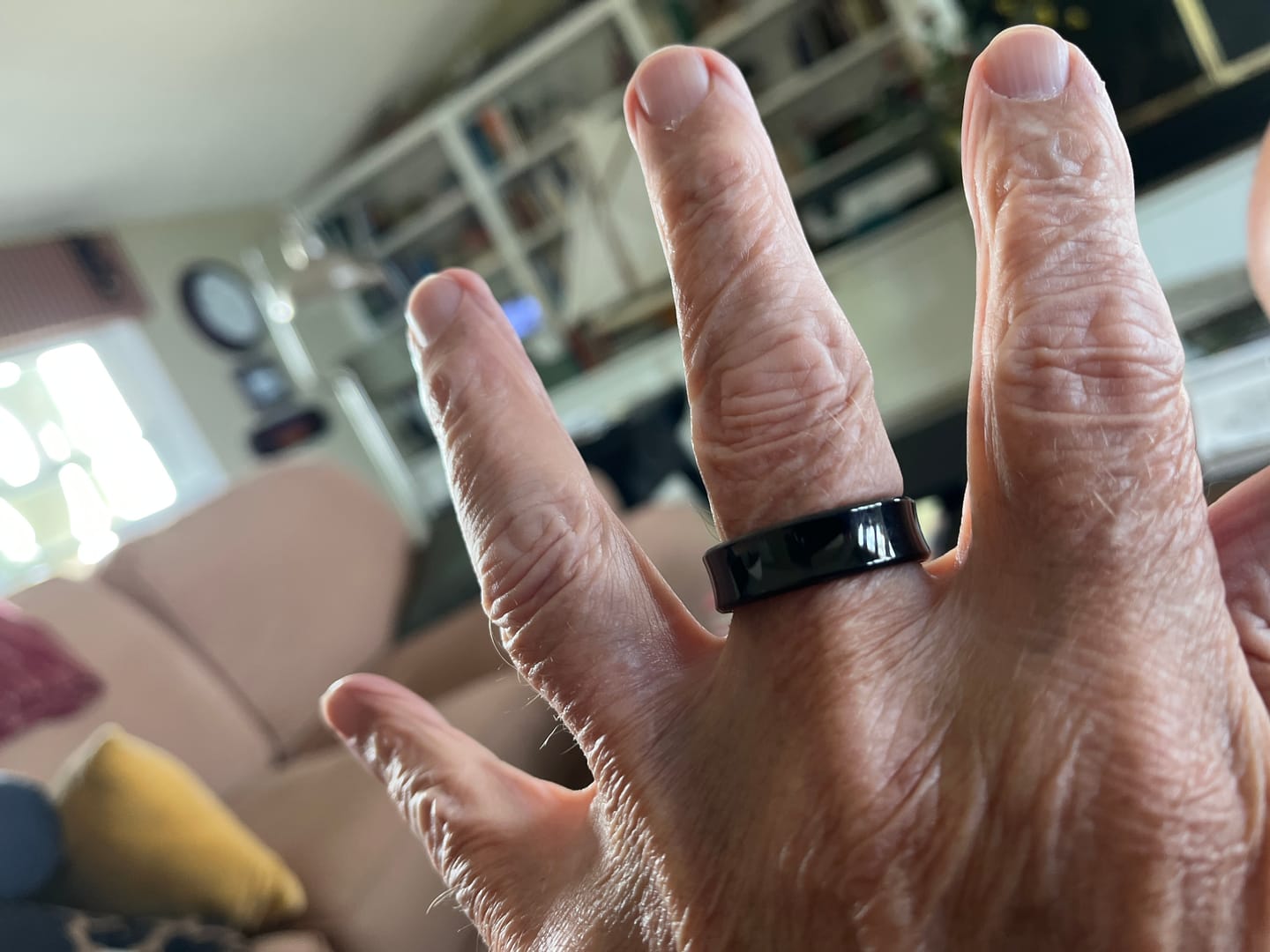 Customer photo review of Pulserive Smart Ring, Sleep Tracker, Activity & Fitness Tracker, Blood Pressure& Oxygen Tracker