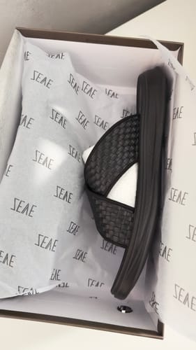 Customer photo review of Cross Strap Sandal - Black Woven (Cloud Sole)