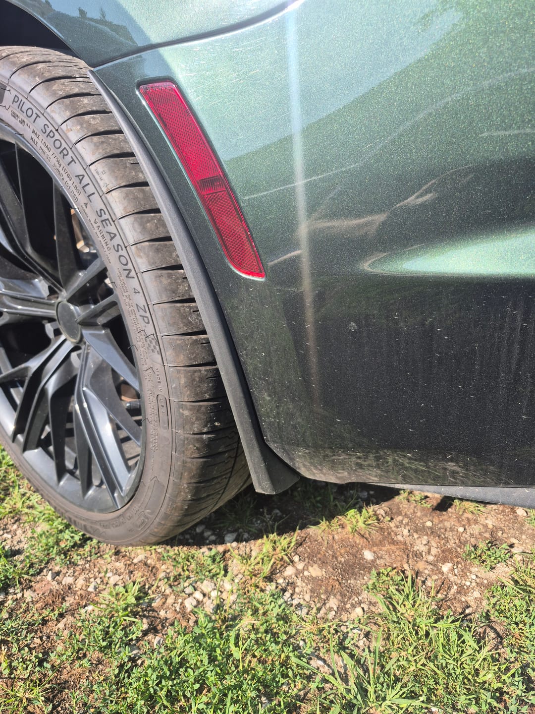Customer photo review of 6th Gen Camaro Extended Front & Rear Splash Guards