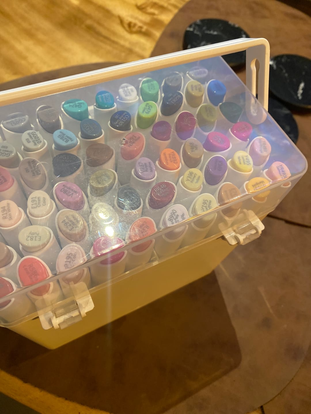 Customer photo review of Ohuhu - Set 60 Marcadores al Alcohol Kaala Illustration Tones Fina y Biselada