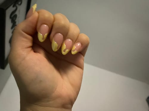 Customer photo review of Lemon Fizz Almond Nails - XCOATPRESS