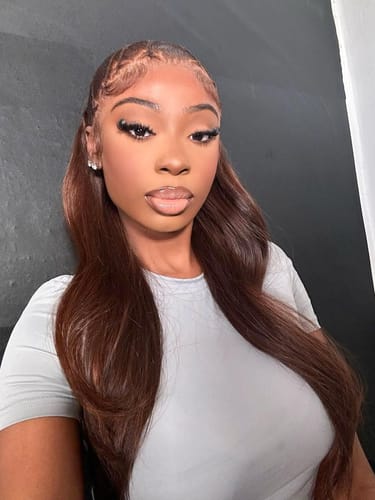 Customer photo review of Silky Straight Glueless Wig Invisible Small Knots 5x5 Swiss HD Pre-Cut Lace 180% Density