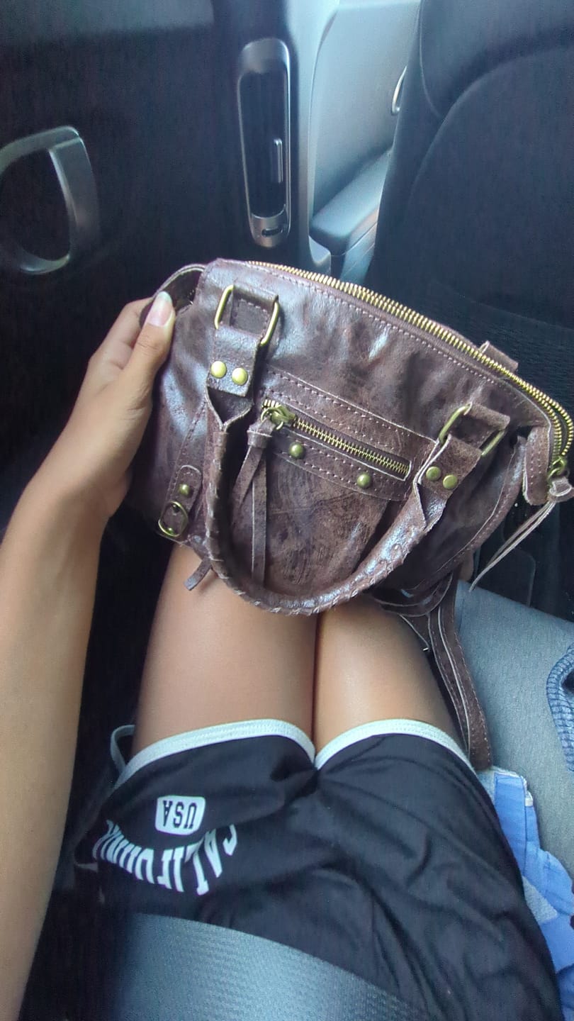 Customer photo review of Mini it girl bag espresso