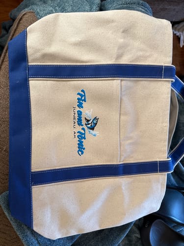 Customer photo review of Custom 40oz Water Bottle