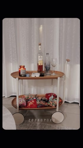 Wendy review of 移動茶几 奶油色系雙層收納多用途小推車 image 1 out of 3