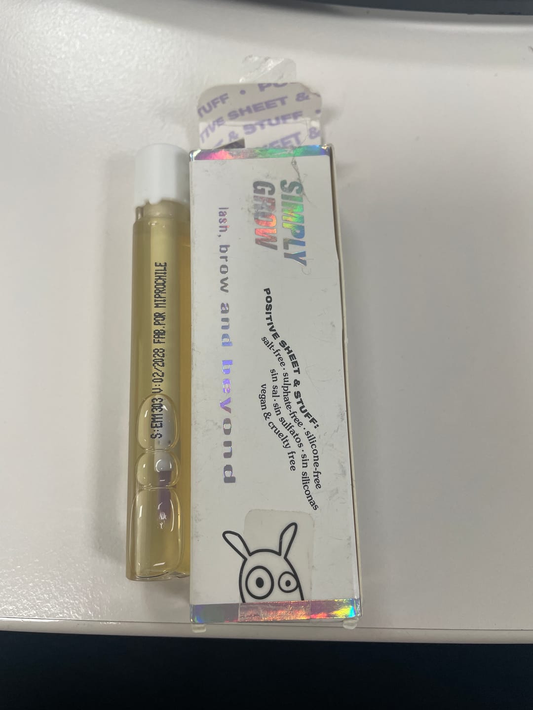 Customer photo review of Serum para pestañas y cejas