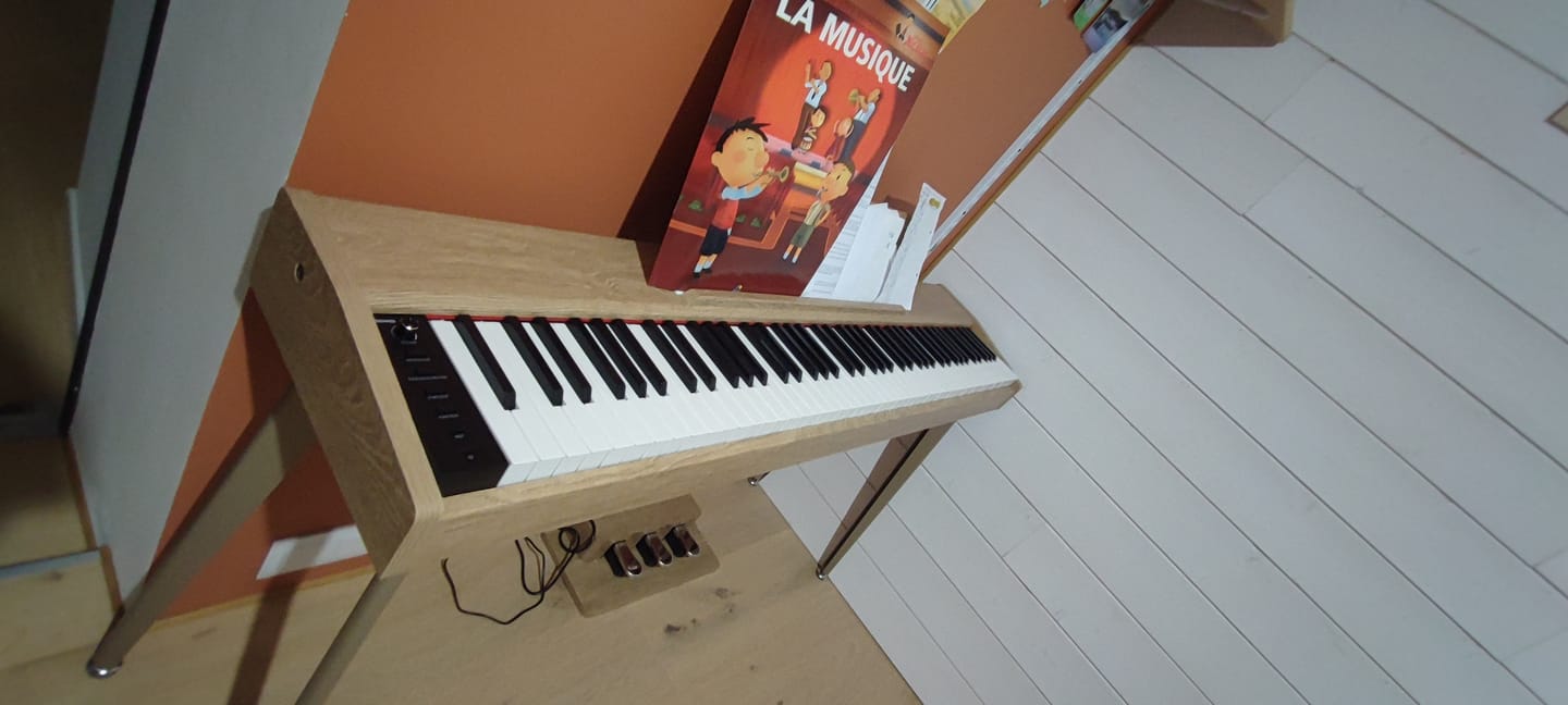 Customer photo review of Donner DDP-60 Piano numérique