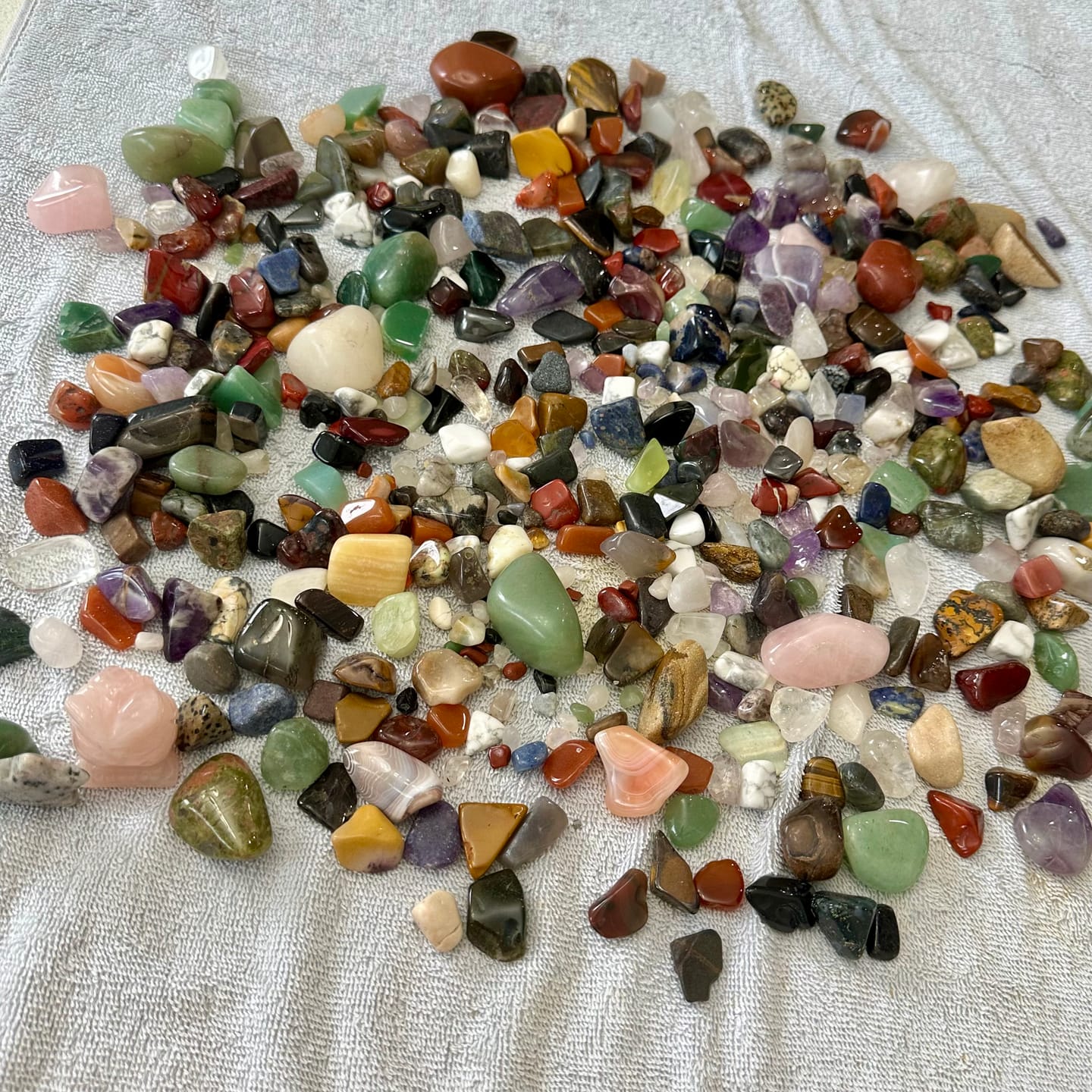 Customer photo review of Gallon Tumbled Stone Bucket