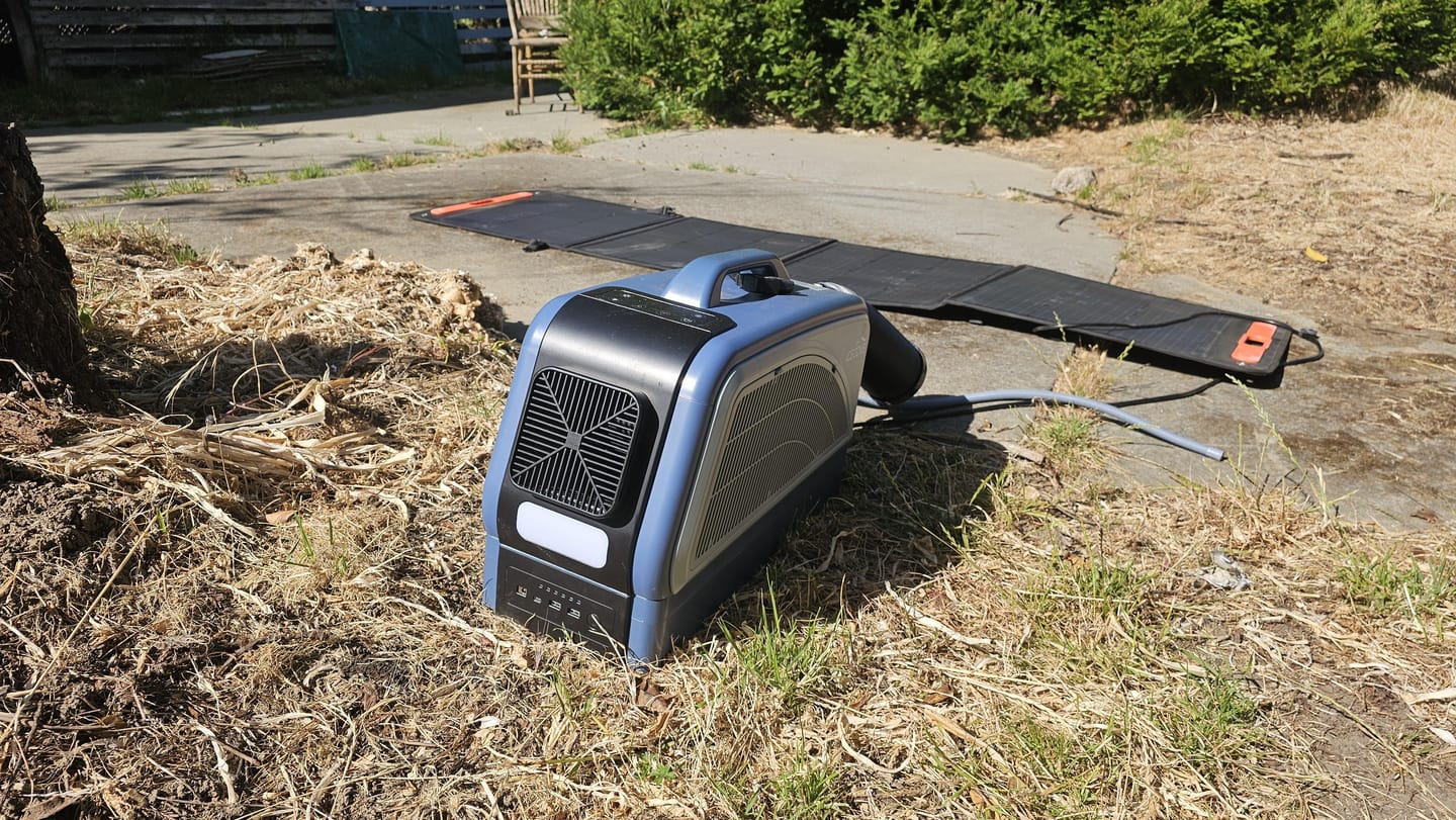 Customer photo review of SUNJOY IceCove Portable Air Conditioner with 1 Power Bank for Outdoor Tents and Indoors - Blue