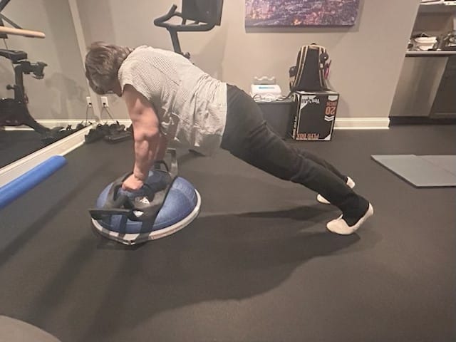Customer photo review of HELM (Push Up Bar)
