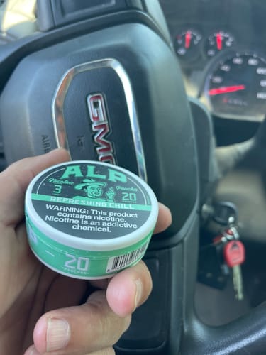 Customer photo review of Refreshing Chill Nicotine Pouches