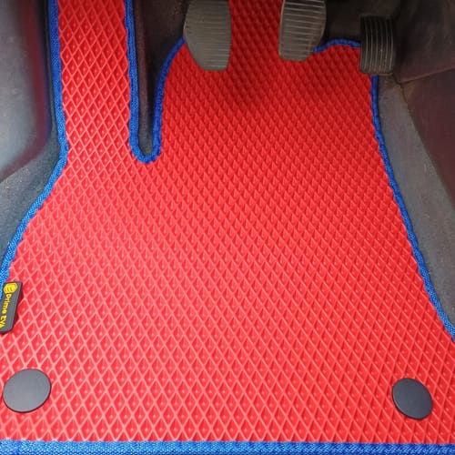 Customer photo review of Fußmatten für Van - Vorne