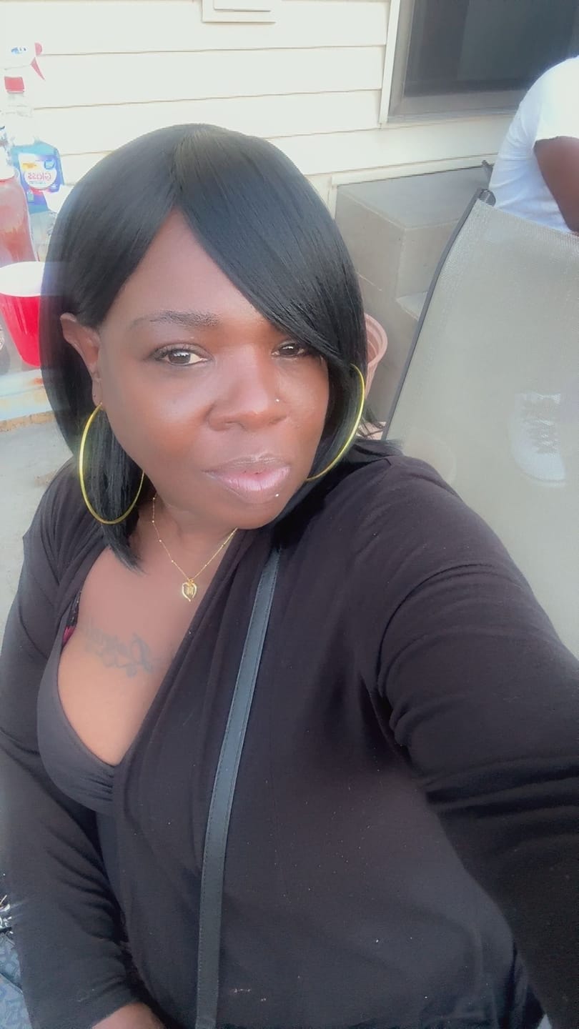 Customer photo review of Freetress Equal Full Wig - LITE 002